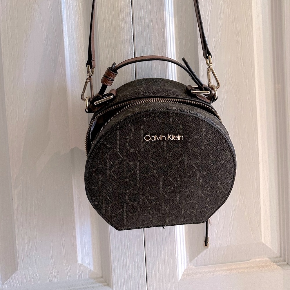 Calvin Klein Crossbody Bag